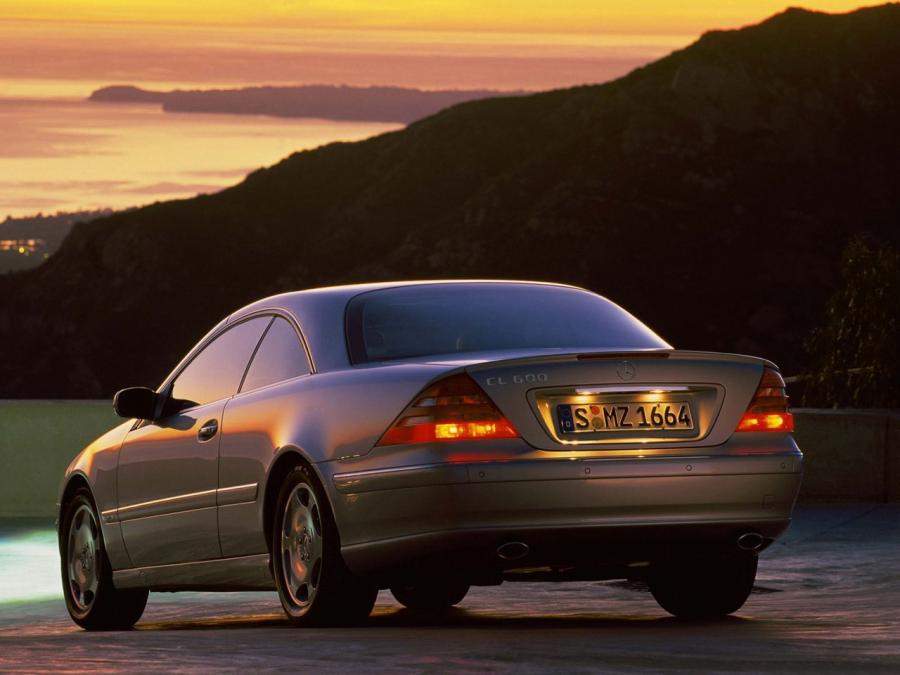  Mercedes-Benz CL600 1999 года  (фото 2 из 21)